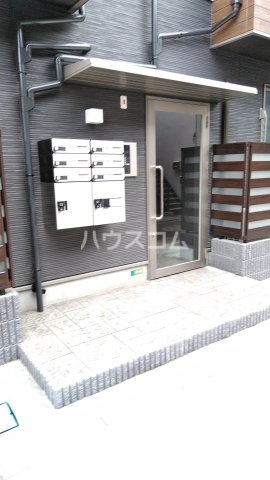 3/8 エントランス