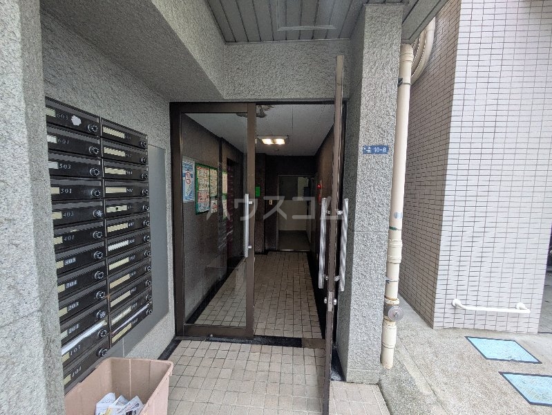 20/24 エントランス