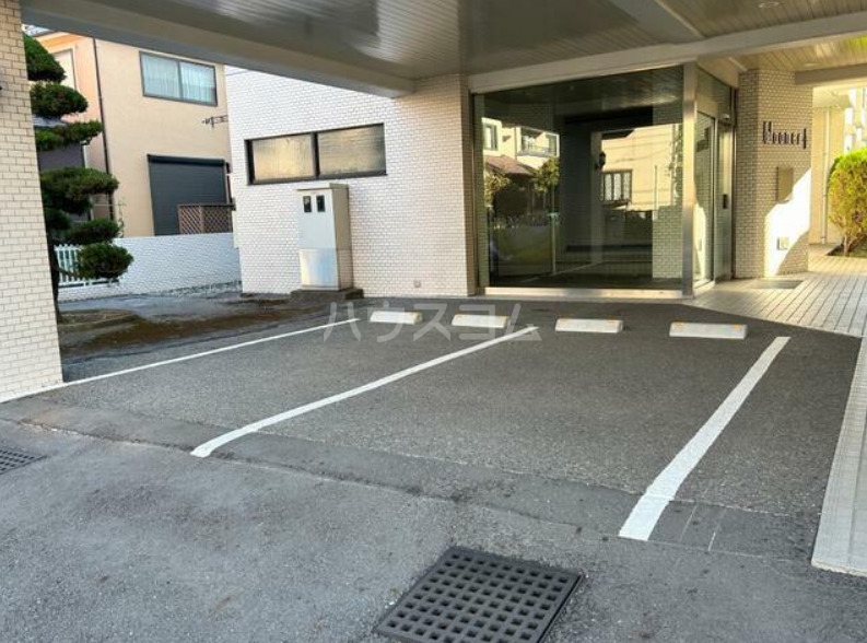 14/22 エントランス