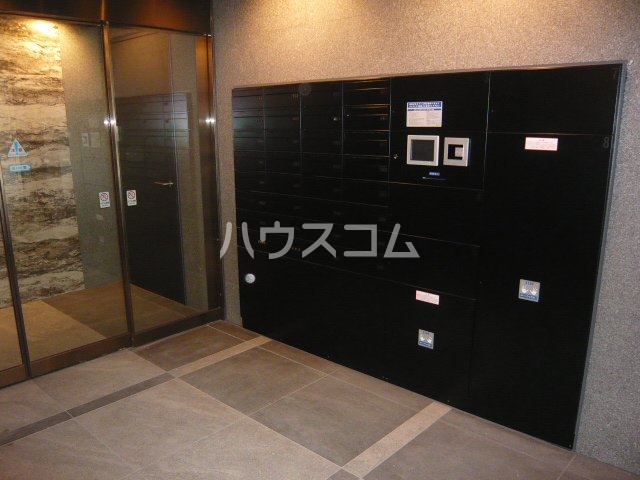 20/29 エントランス