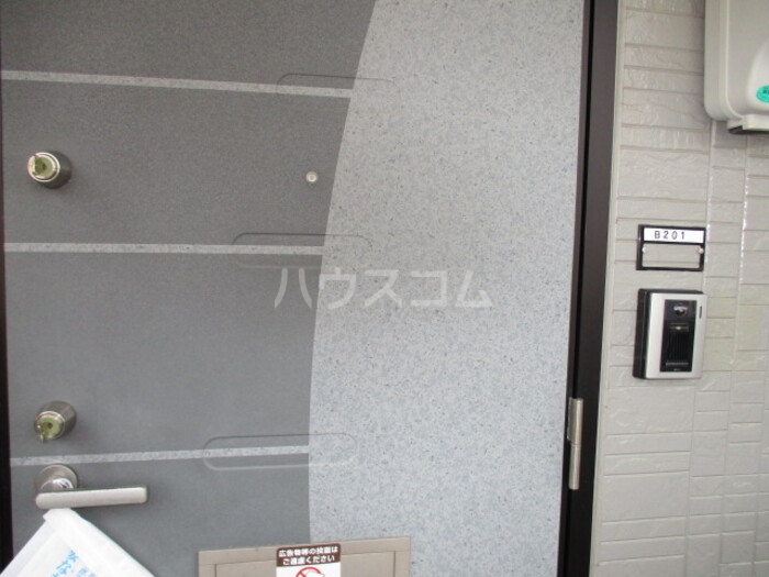 2/5 エントランス