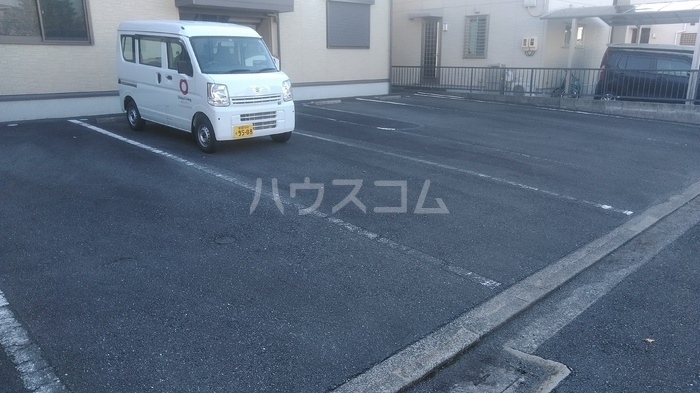 14/22 駐車場