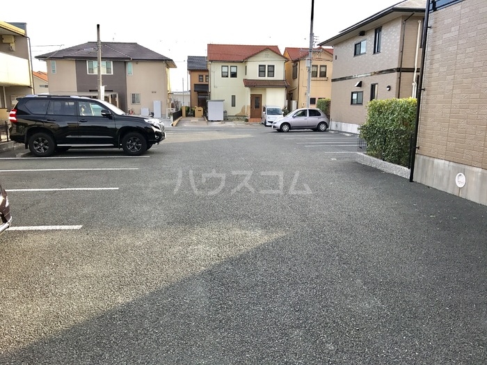 15/25 駐車場