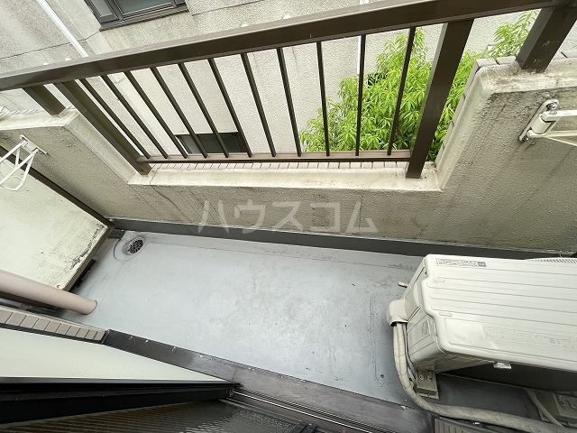 15/27 バルコニー