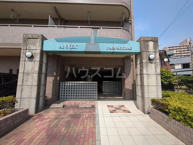 23/30 エントランス