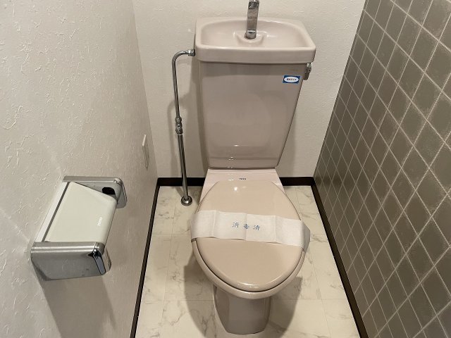 14/27 トイレ