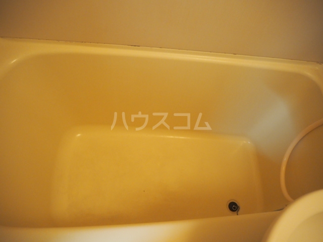 13/30 浴室