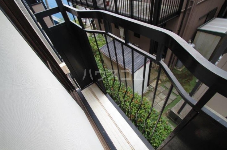 15/22 バルコニー