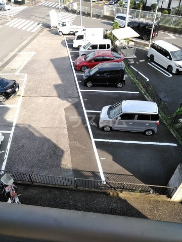26/30 駐車場
