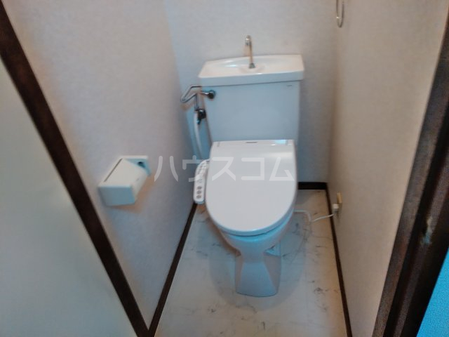 13/30 トイレ