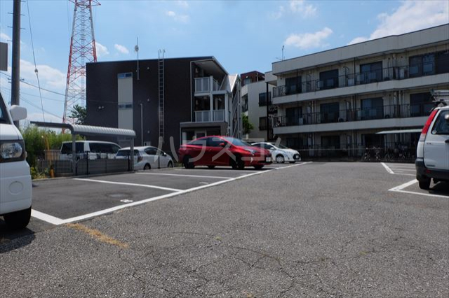 22/30 駐車場