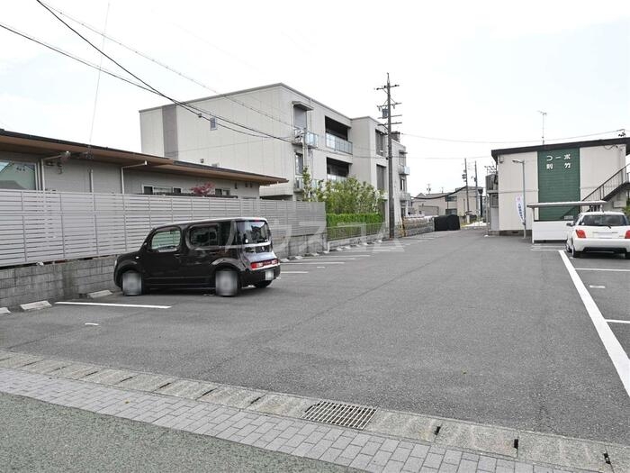 11/12 駐車場