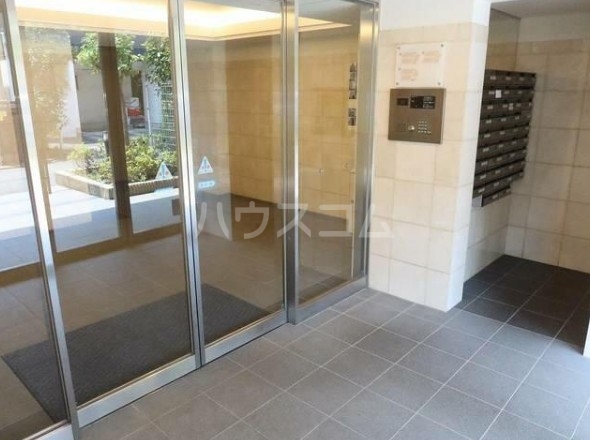 17/24 エントランス