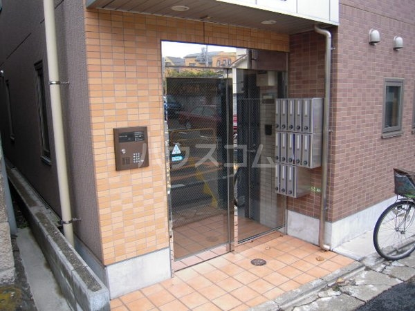 14/23 エントランス