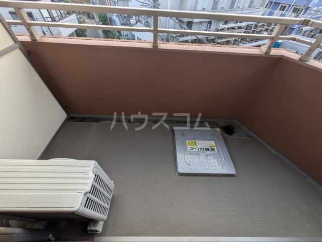 21/30 バルコニー