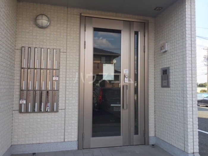 14/19 エントランス