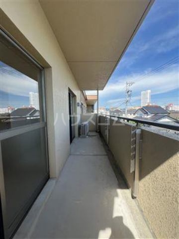 19/30 バルコニー