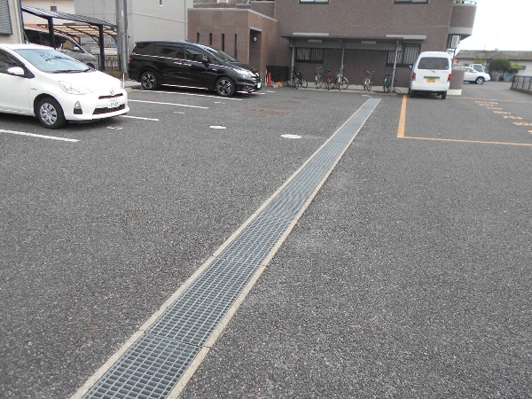 21/30 駐車場