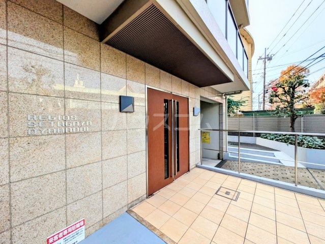 3/6 エントランス