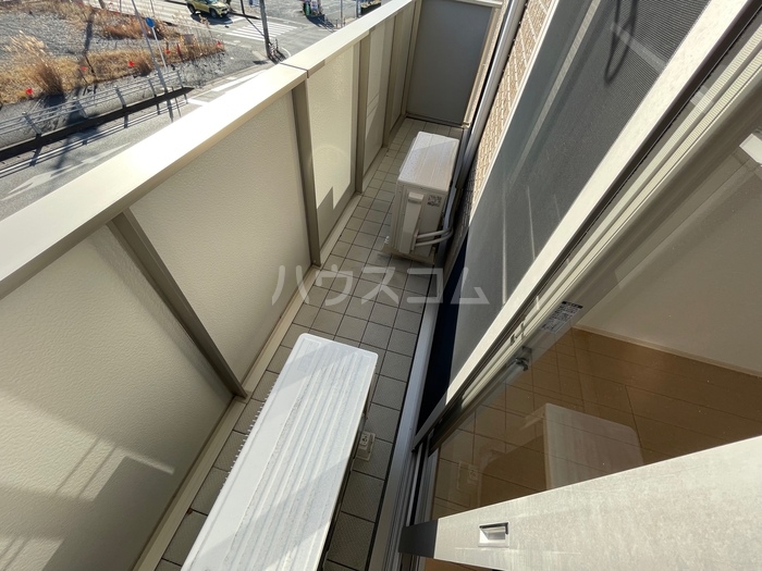 14/23 バルコニー