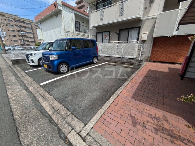 16/24 駐車場