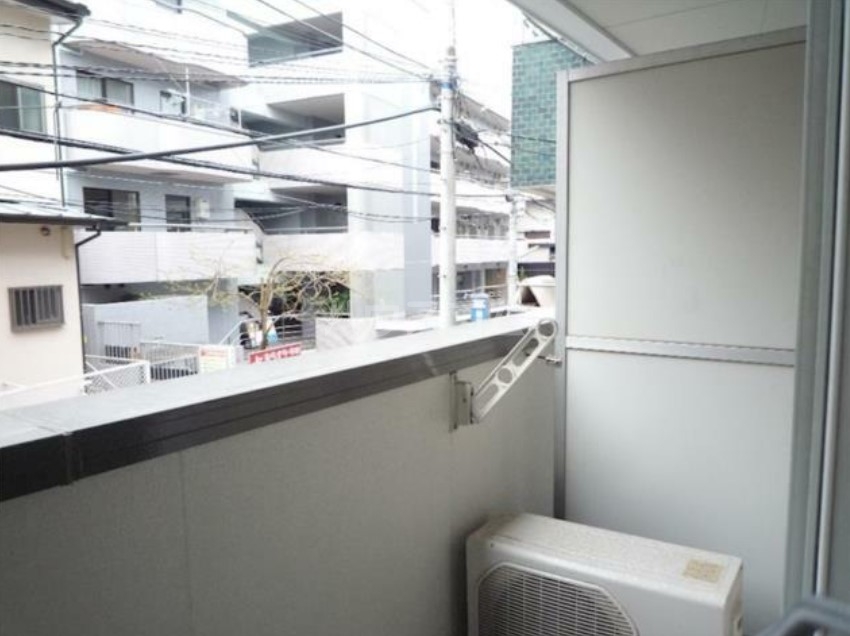 14/30 バルコニー