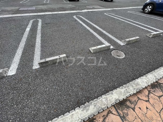 3/4 駐車場
