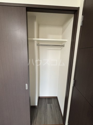 13/30 収納