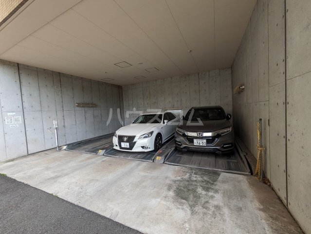 24/30 駐車場
