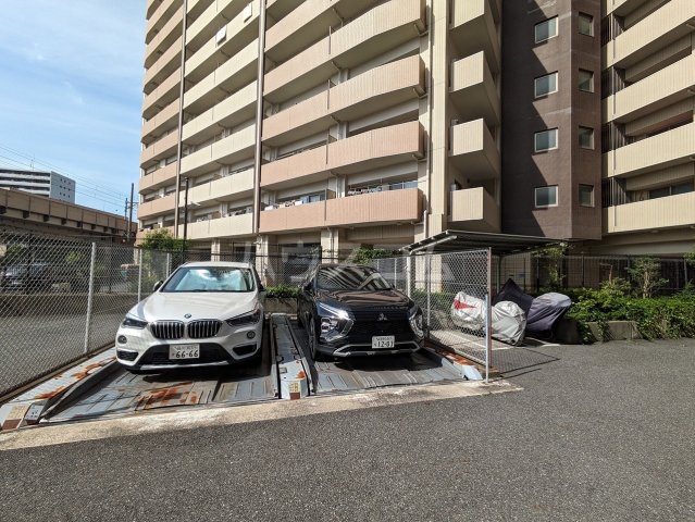 25/30 駐車場