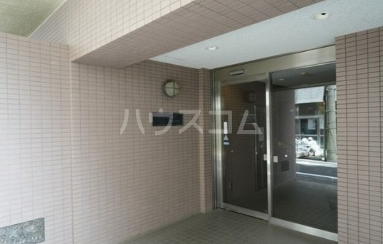 13/15 エントランス