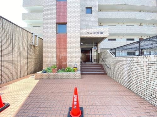 14/20 エントランス