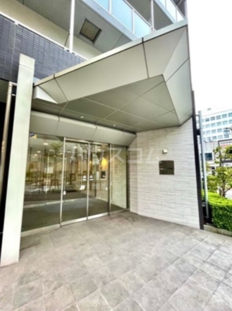 13/21 エントランス