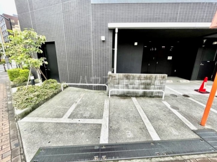 16/26 駐車場