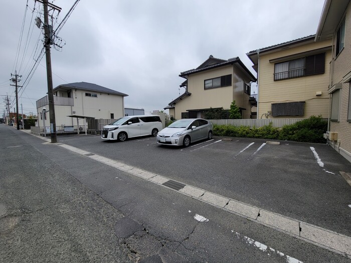 18/26 駐車場