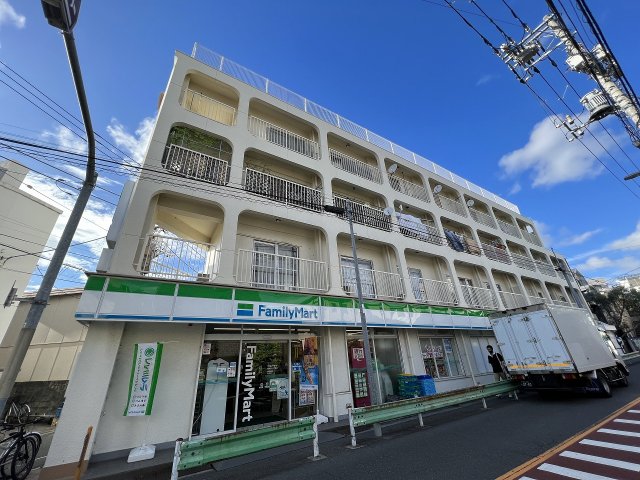 2/30 外観
