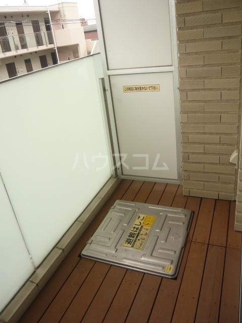 14/30 バルコニー