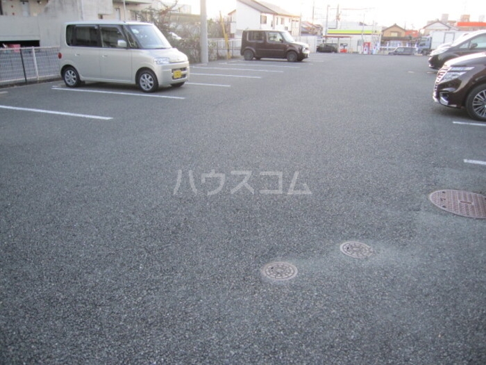15/24 駐車場