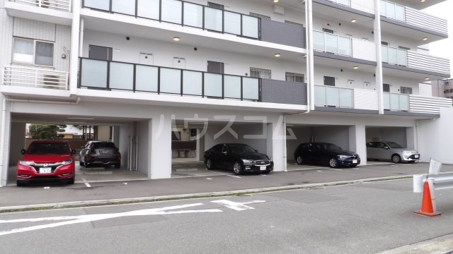 15/23 駐車場