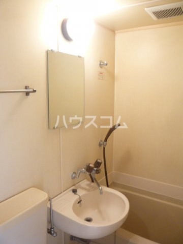 13/30 洗面