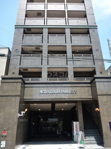 14/22 エントランス