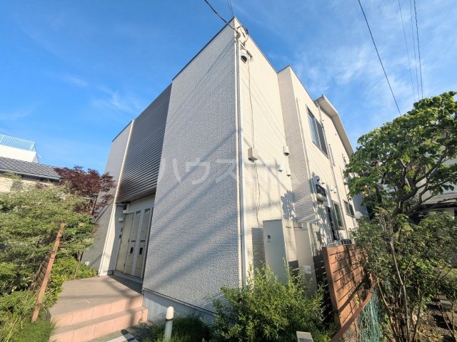 21/27 エントランス
