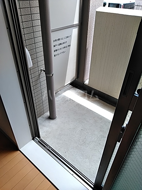 14/28 バルコニー