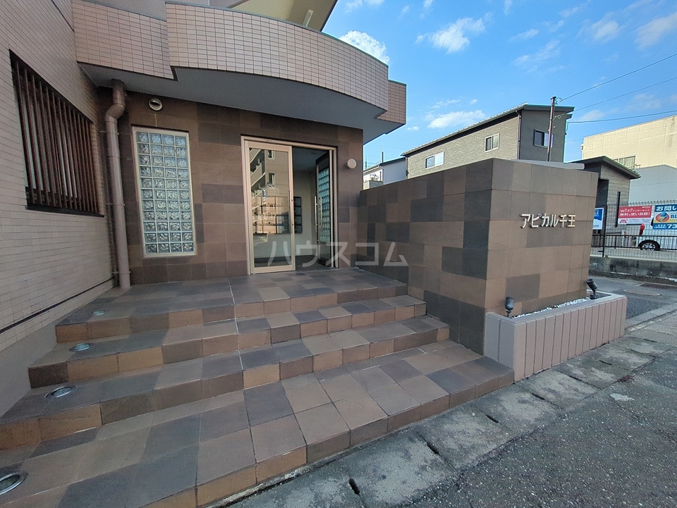 2/10 エントランス