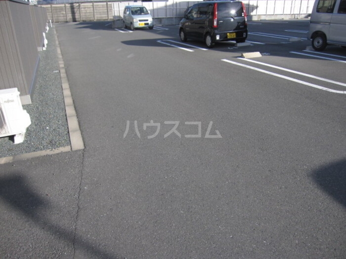 16/26 駐車場