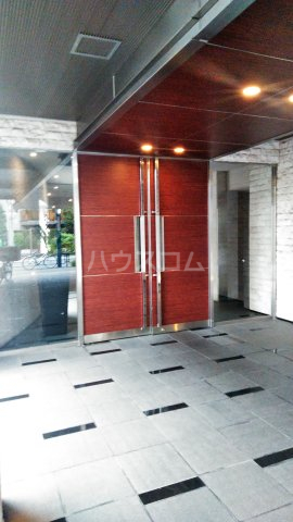 3/7 エントランス