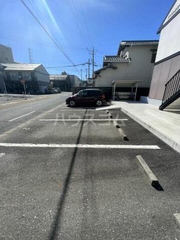 17/27 駐車場