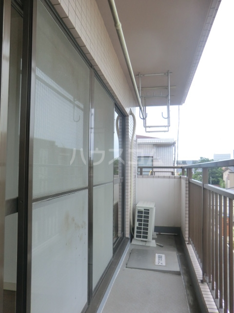 19/26 バルコニー