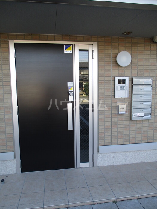 17/20 エントランス