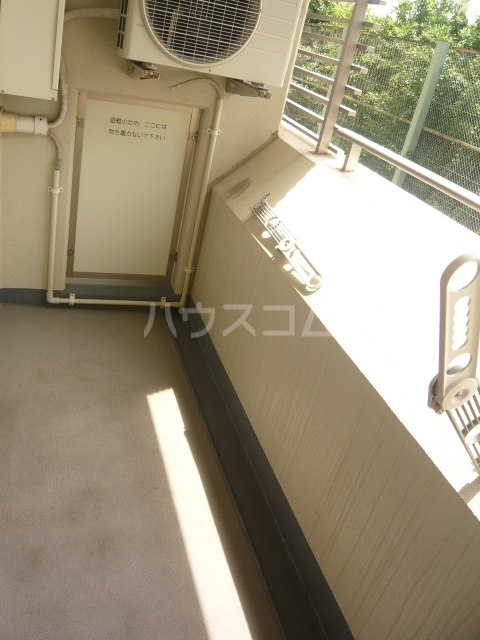 21/30 バルコニー